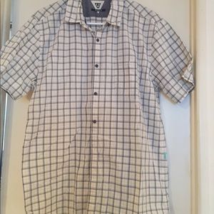 Vissla men’s button down shirt